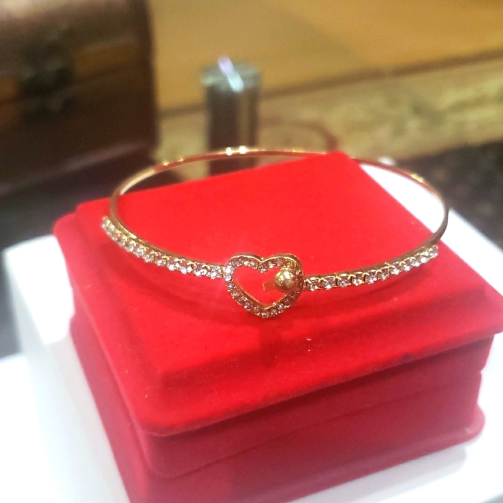 LOVE ❤ Braclet